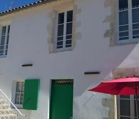 Les Logis De Simon 公寓