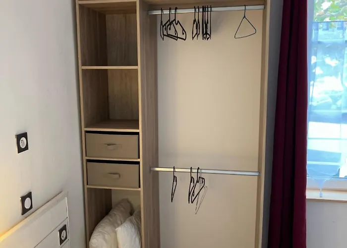 Les Logis De Simon شقة *